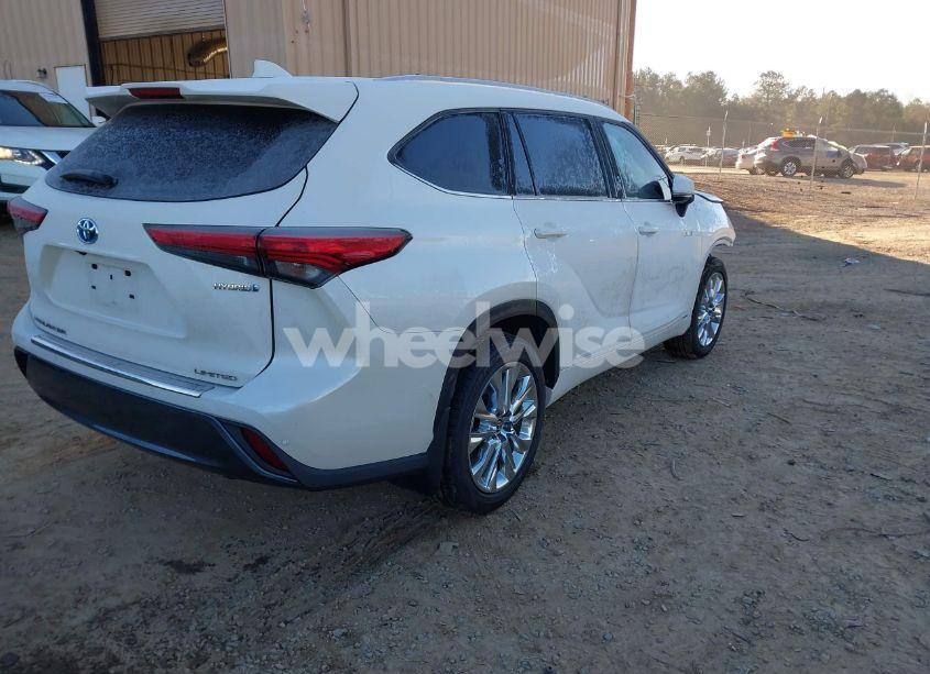 Photo 4 of 2020 Toyota Highlander HYBRID LIMITED (VIN 5TDXBRCH4LS013642)