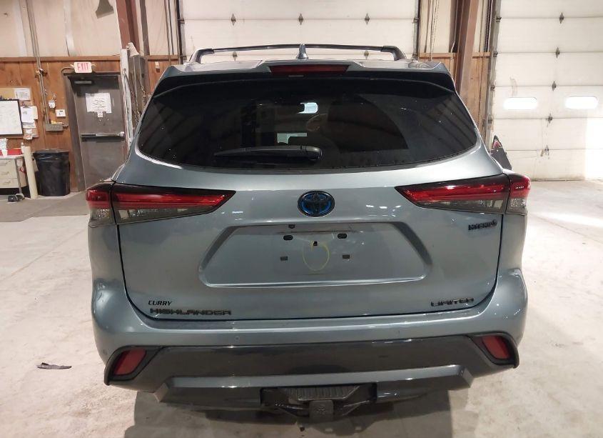 Photo 17 of 2023 Toyota Highlander HYBRID LIMITED (VIN 5TDXBRCH4PS581069)