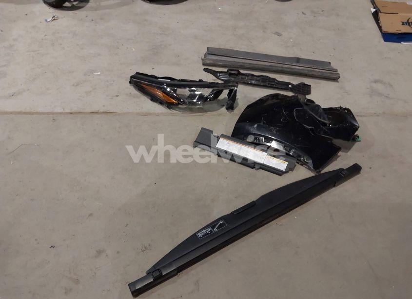 Photo 12 of 2021 Toyota Highlander HYBRID LIMITED (VIN 5TDXBRCH8MS521016)