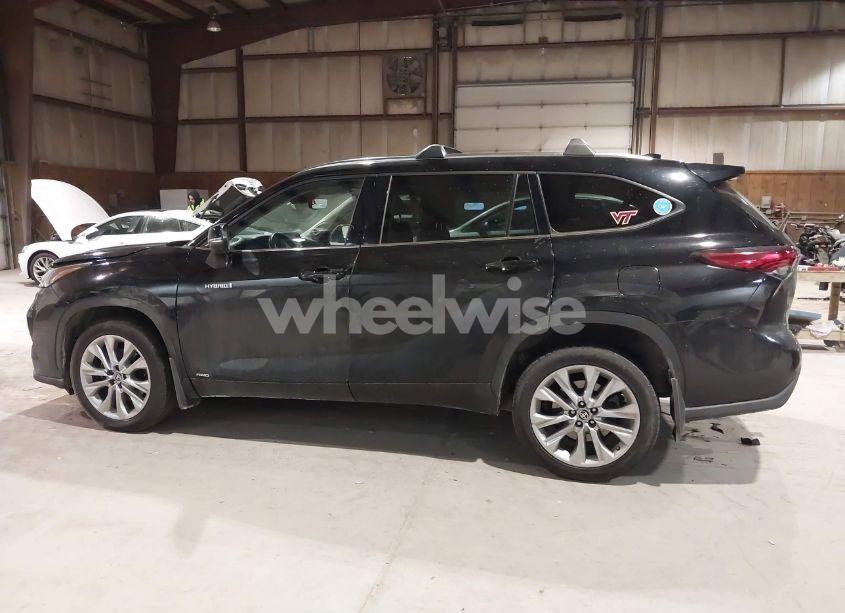 Photo 15 of 2021 Toyota Highlander HYBRID LIMITED (VIN 5TDXBRCH8MS521016)