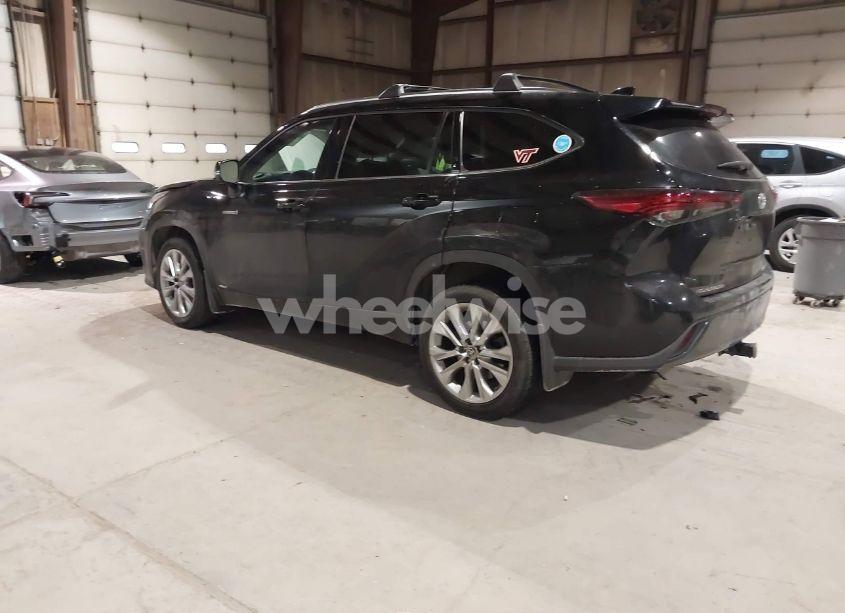 Photo 3 of 2021 Toyota Highlander HYBRID LIMITED (VIN 5TDXBRCH8MS521016)