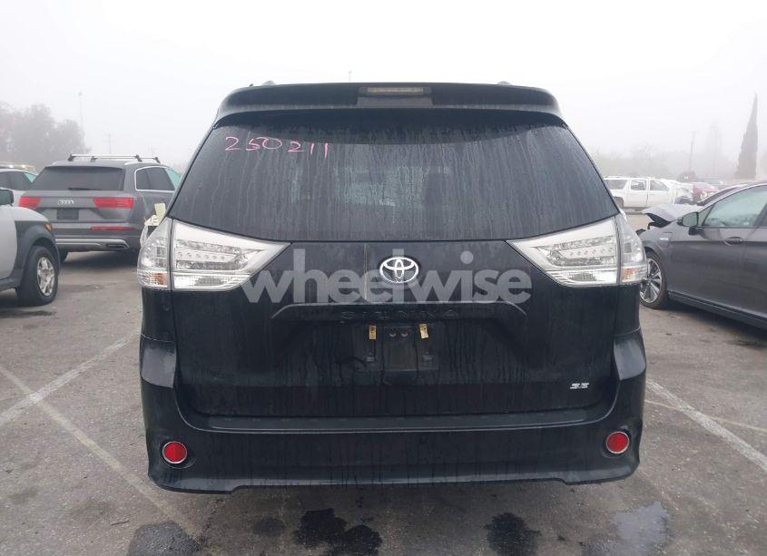 Photo 17 of 2015 Toyota Sienna SE 8 PASSENGER (VIN 5TDXK3DC0FS624644)