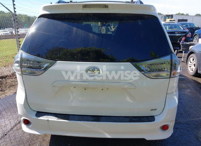 Photo 17 of 2015 Toyota Sienna SE 8 PASSENGER (VIN 5TDXK3DC0FS657546)