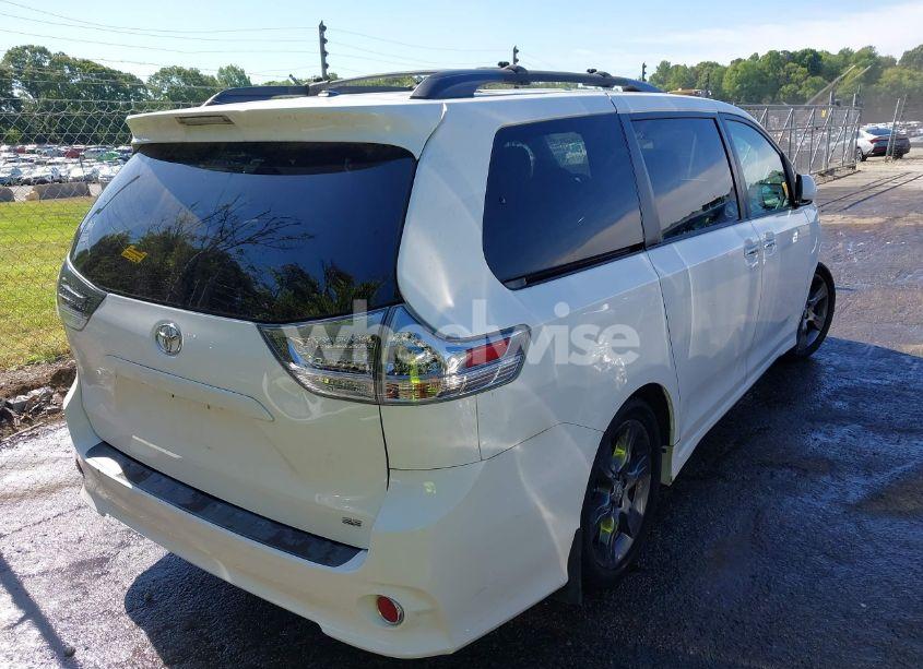 Photo 4 of 2015 Toyota Sienna SE 8 PASSENGER (VIN 5TDXK3DC0FS657546)