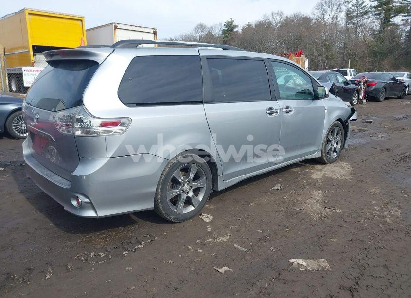 Photo 4 of 2011 Toyota Sienna SPORT (VIN 5TDXK3DC1BS044362)