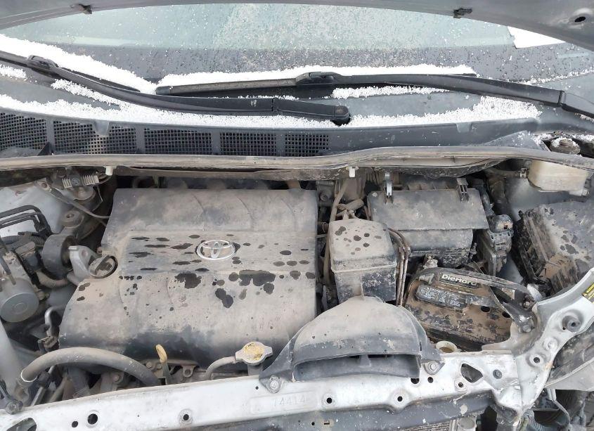 Photo 10 of 2015 Toyota Sienna SE 8 PASSENGER (VIN 5TDXK3DC1FS615550)