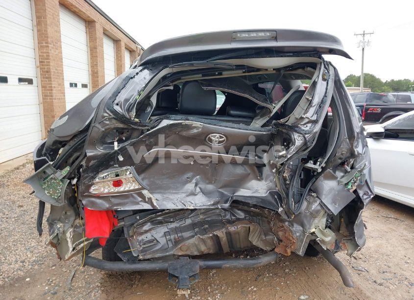 Photo 6 of 2012 Toyota Sienna SE 8 PASSENGER (VIN 5TDXK3DC2CS235211)