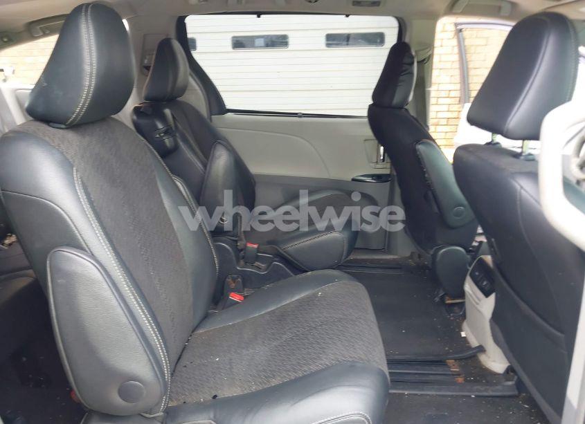 Photo 8 of 2012 Toyota Sienna SE 8 PASSENGER (VIN 5TDXK3DC2CS235211)