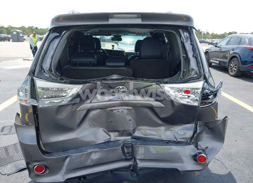 Photo 16 of 2015 Toyota Sienna SE 8 PASSENGER (VIN 5TDXK3DC2FS552698)