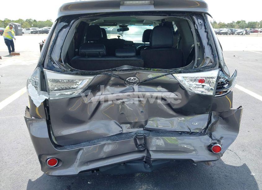 Photo 6 of 2015 Toyota Sienna SE 8 PASSENGER (VIN 5TDXK3DC2FS552698)