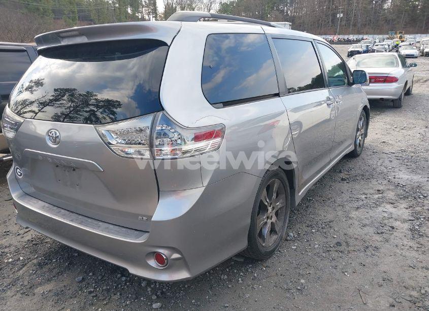 Photo 4 of 2011 Toyota Sienna SPORT (VIN 5TDXK3DC3BS049935)