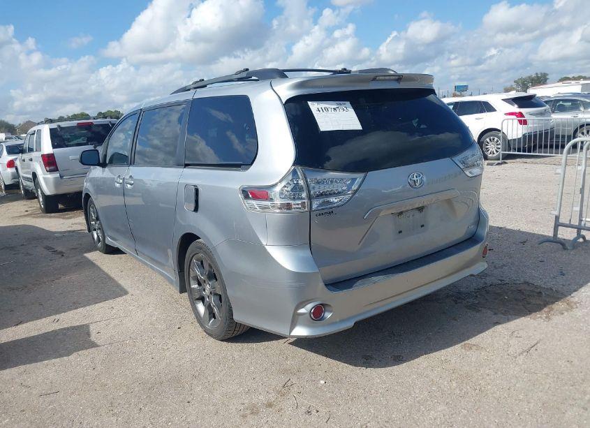 Photo 3 of 2011 Toyota Sienna SPORT (VIN 5TDXK3DC3BS124908)