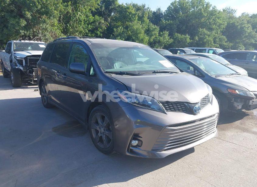 2015 Toyota Sienna SE 8 PASSENGER (VIN 5TDXK3DC3FS684448) main photo