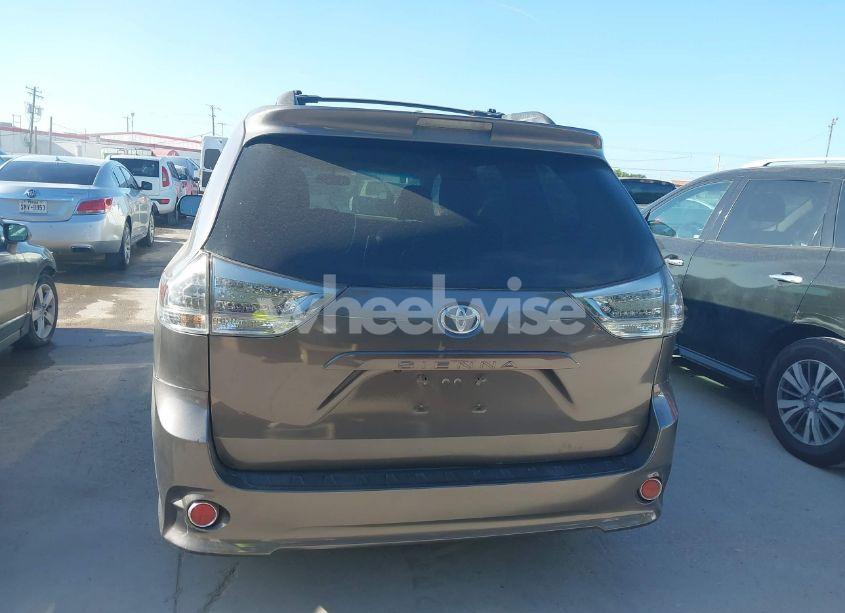 Photo 16 of 2015 Toyota Sienna SE 8 PASSENGER (VIN 5TDXK3DC3FS684448)