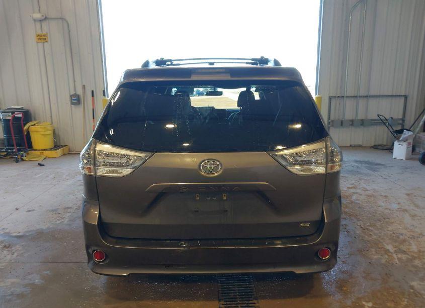 Photo 17 of 2015 Toyota Sienna SE 8 PASSENGER (VIN 5TDXK3DC3FS685311)
