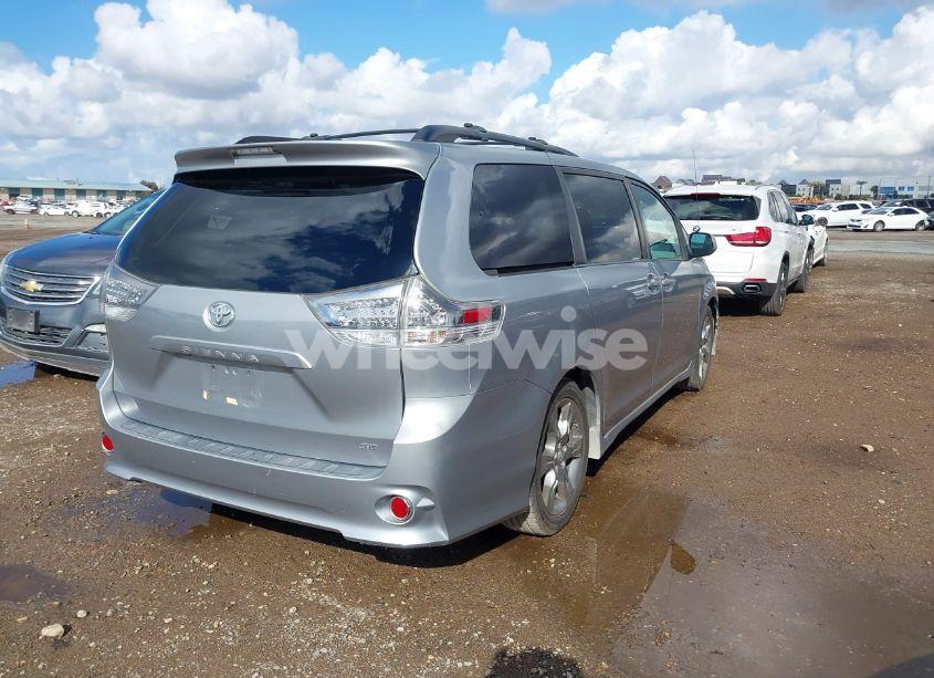 Photo 4 of 2011 Toyota Sienna SPORT (VIN 5TDXK3DC4BS158484)