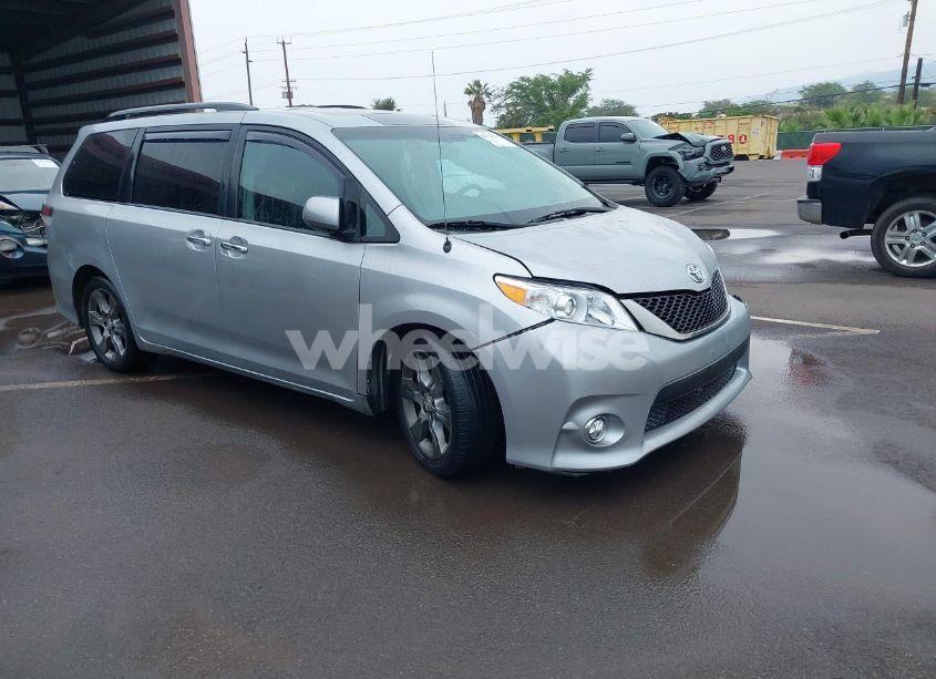 2013 Toyota Sienna SE 8 PASSENGER (VIN 5TDXK3DC4DS366898) main photo