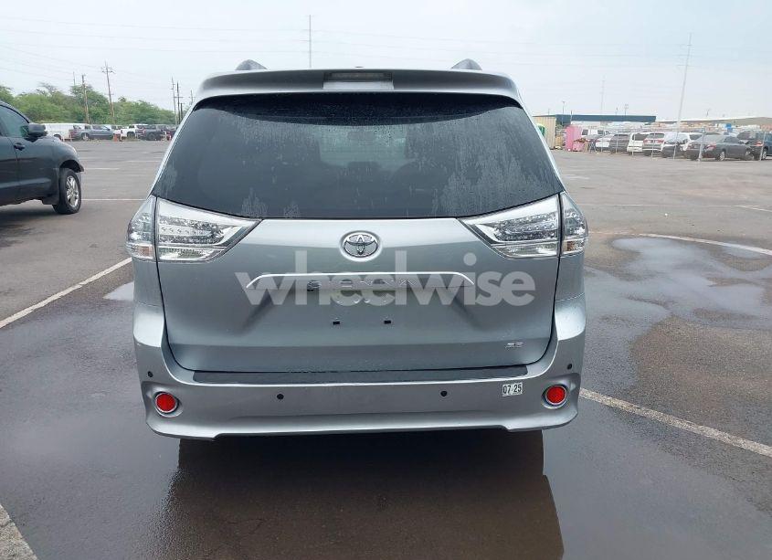 Photo 16 of 2013 Toyota Sienna SE 8 PASSENGER (VIN 5TDXK3DC4DS366898)