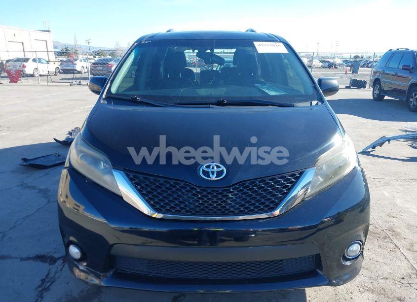 Photo 12 of 2015 Toyota Sienna SPORT (VIN 5TDXK3DC4FS583841)