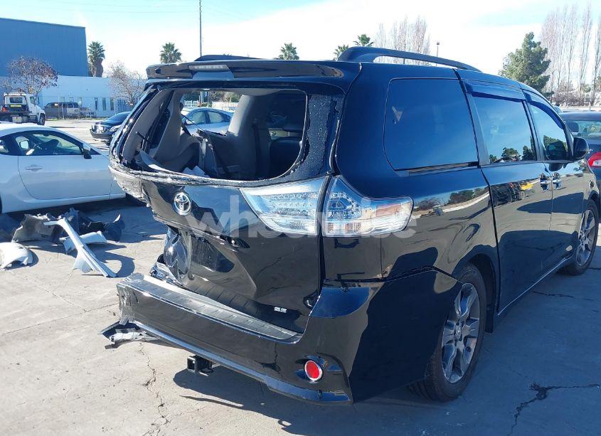 Photo 18 of 2015 Toyota Sienna SPORT (VIN 5TDXK3DC4FS583841)