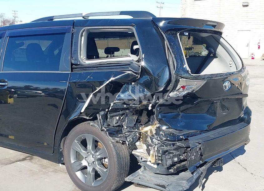 Photo 6 of 2015 Toyota Sienna SPORT (VIN 5TDXK3DC4FS583841)