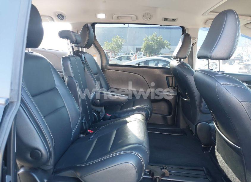 Photo 8 of 2015 Toyota Sienna SPORT (VIN 5TDXK3DC4FS583841)
