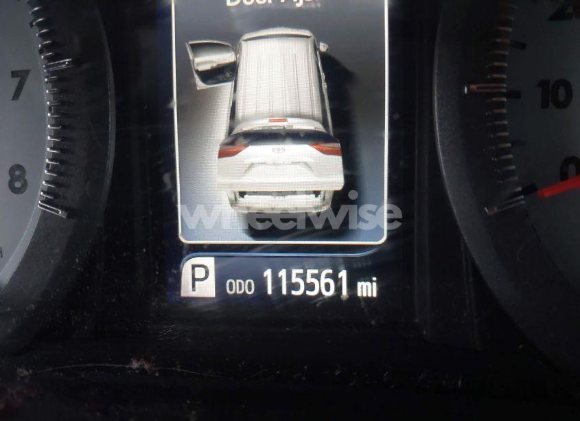 Photo 15 of 2016 Toyota Sienna SE PREMIUM 8 PASSENGER (VIN 5TDXK3DC5GS723297)