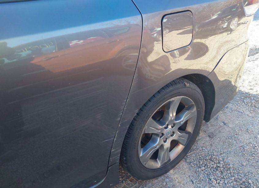 Photo 6 of 2011 Toyota Sienna SPORT (VIN 5TDXK3DC6BS062470)