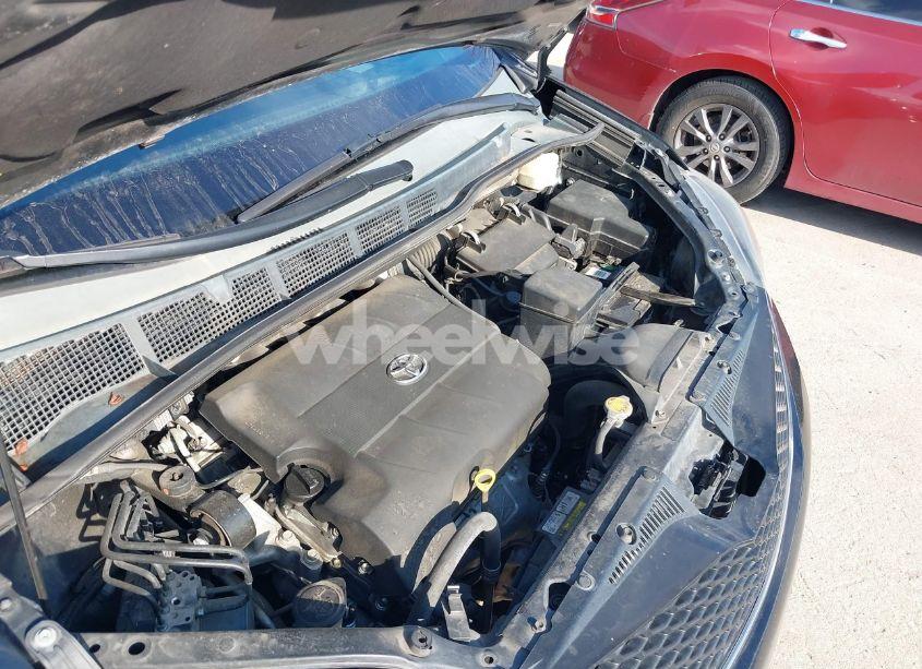 Photo 10 of 2015 Toyota Sienna SPORT (VIN 5TDXK3DC6FS600476)