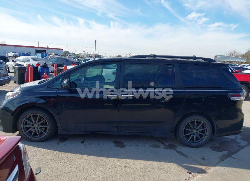Photo 14 of 2015 Toyota Sienna SPORT (VIN 5TDXK3DC6FS600476)