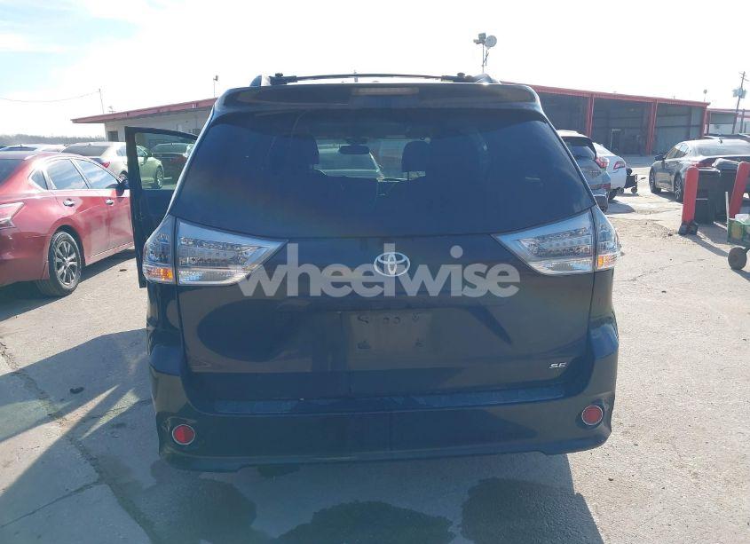 Photo 16 of 2015 Toyota Sienna SPORT (VIN 5TDXK3DC6FS600476)
