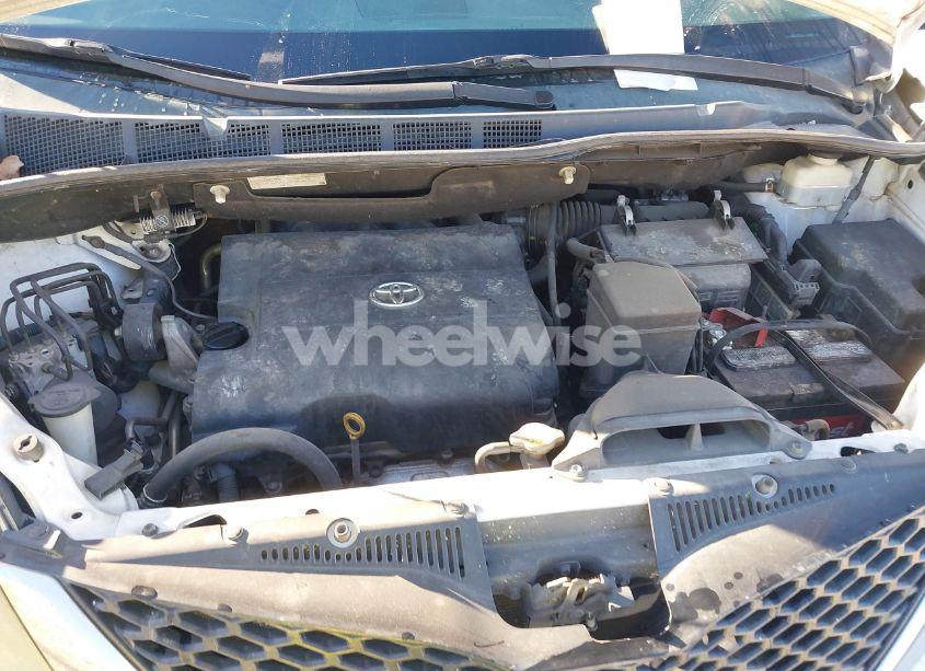 Photo 10 of 2011 Toyota Sienna SPORT (VIN 5TDXK3DC7BS029302)