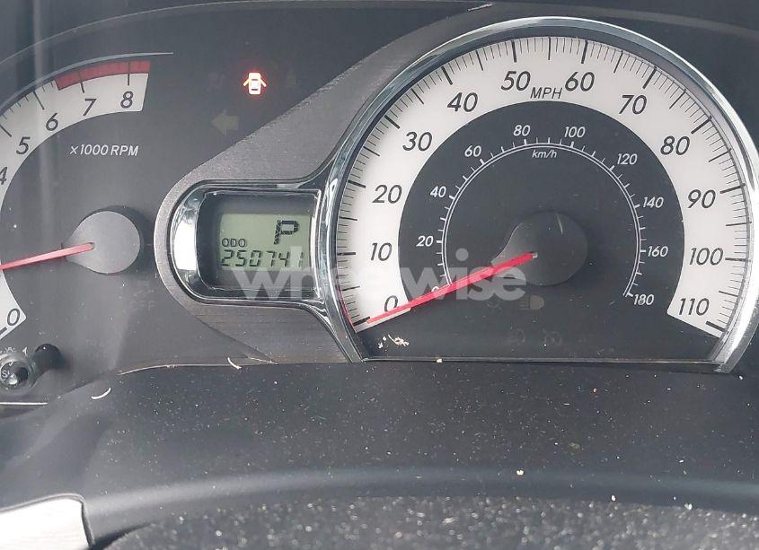 Photo 15 of 2011 Toyota Sienna SPORT (VIN 5TDXK3DC7BS051669)