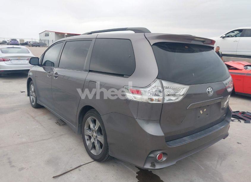 Photo 3 of 2011 Toyota Sienna SPORT (VIN 5TDXK3DC7BS051669)