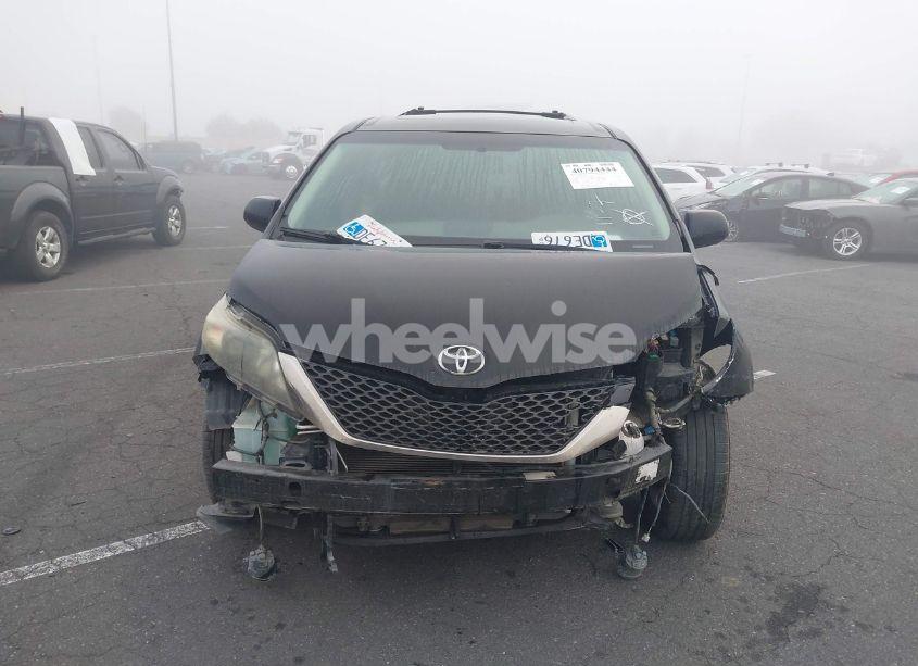 Photo 13 of 2012 Toyota Sienna SE 8 PASSENGER (VIN 5TDXK3DC7CS220994)