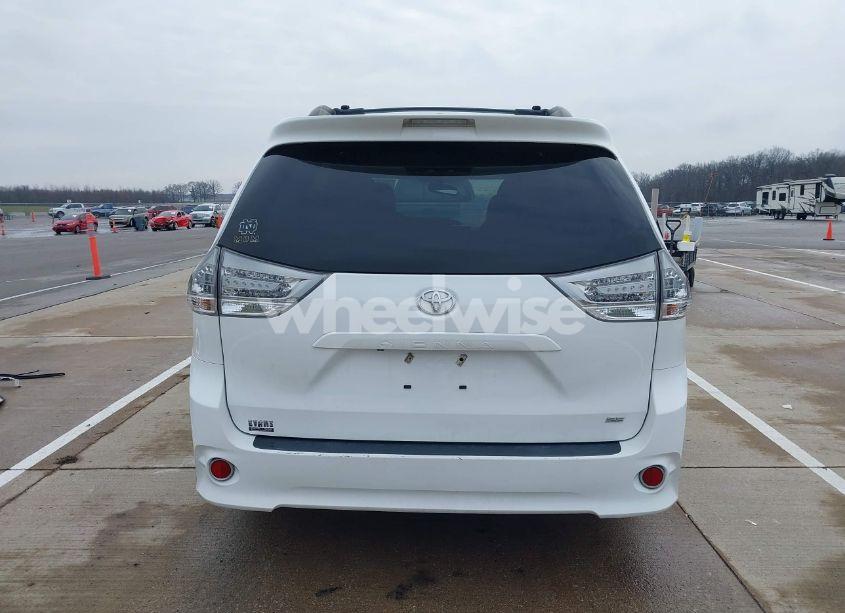 Photo 17 of 2012 Toyota Sienna SE 8 PASSENGER (VIN 5TDXK3DC7CS238038)