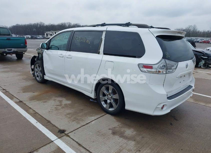 Photo 3 of 2012 Toyota Sienna SE 8 PASSENGER (VIN 5TDXK3DC7CS238038)