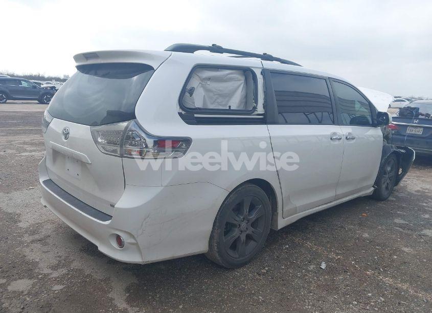 Photo 4 of 2015 Toyota Sienna SE 8 PASSENGER (VIN 5TDXK3DC7FS599287)