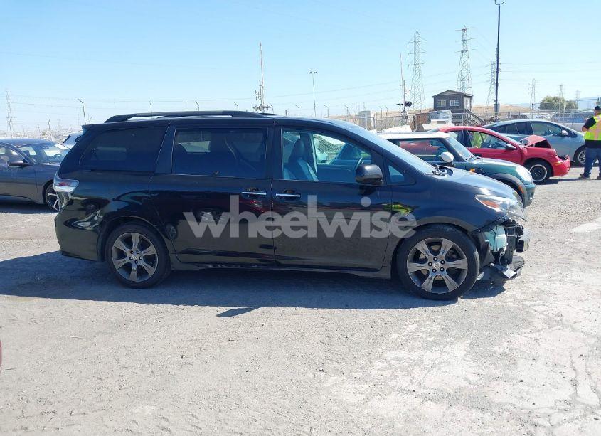 Photo 13 of 2015 Toyota Sienna SE PREMIUM 8 PASSENGER (VIN 5TDXK3DC7FS631929)