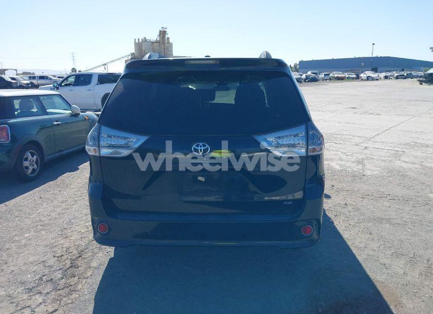 Photo 16 of 2015 Toyota Sienna SE PREMIUM 8 PASSENGER (VIN 5TDXK3DC7FS631929)