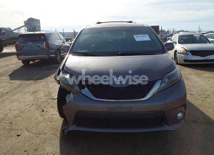 Photo 12 of 2015 Toyota Sienna SPORT (VIN 5TDXK3DC8FS633124)
