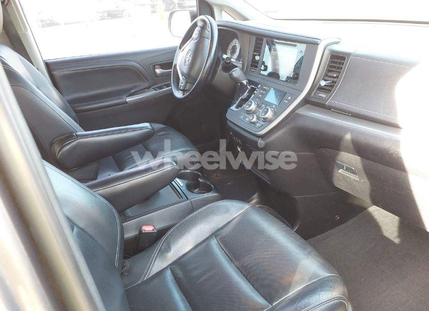 Photo 5 of 2015 Toyota Sienna SPORT (VIN 5TDXK3DC8FS633124)