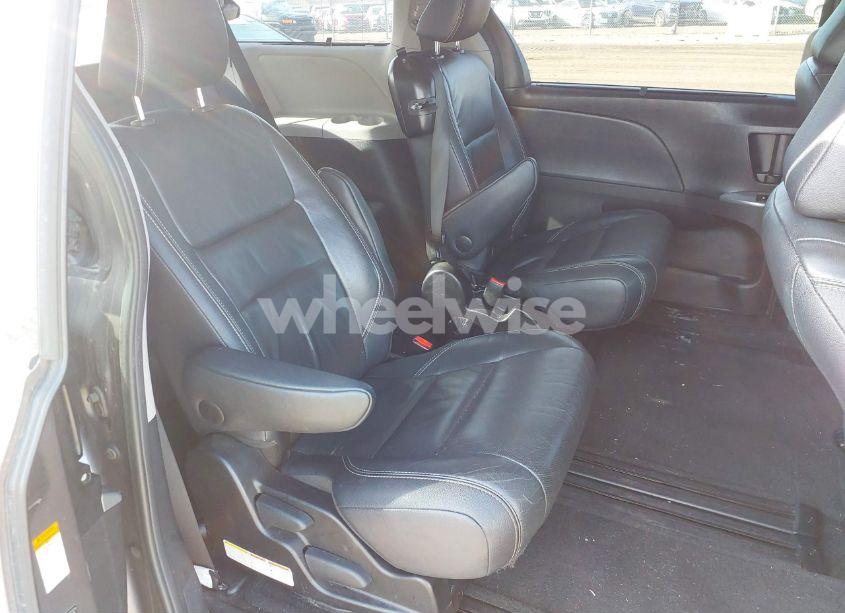 Photo 8 of 2015 Toyota Sienna SPORT (VIN 5TDXK3DC8FS633124)