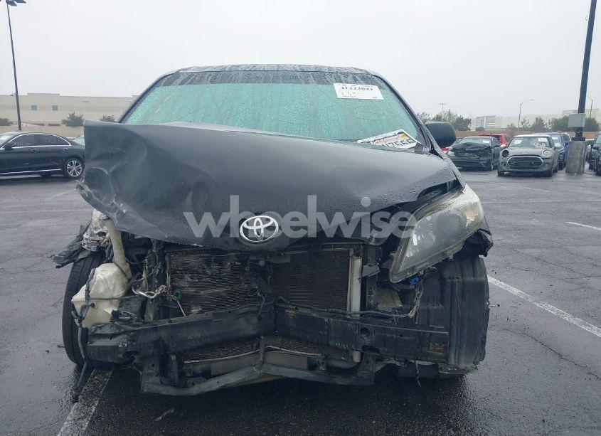 Photo 12 of 2011 Toyota Sienna SPORT (VIN 5TDXK3DC9BS059174)