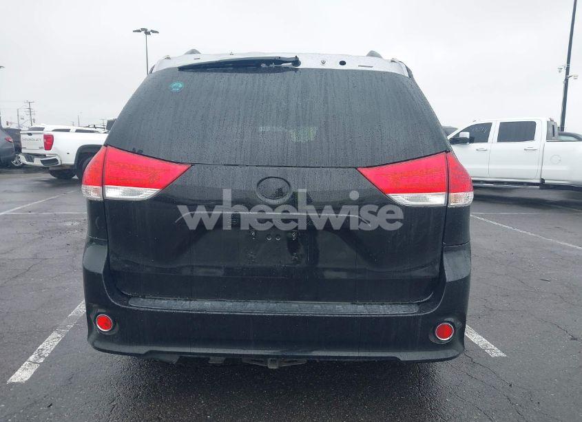 Photo 16 of 2011 Toyota Sienna SPORT (VIN 5TDXK3DC9BS059174)