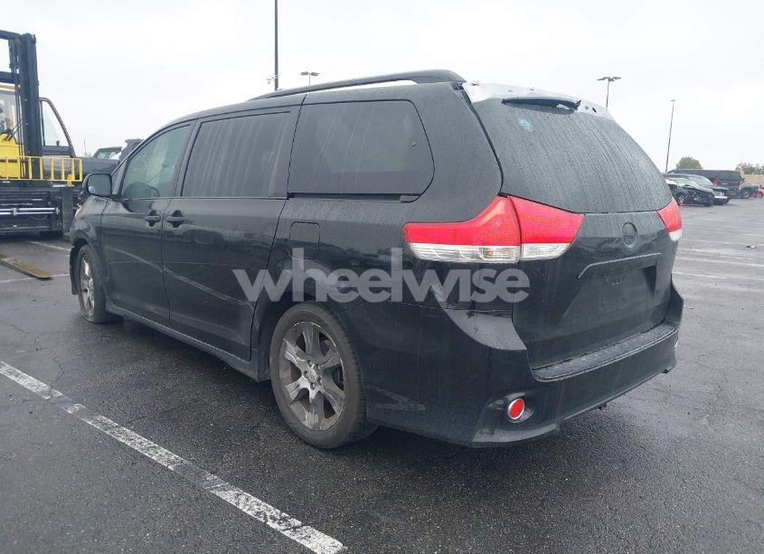 Photo 3 of 2011 Toyota Sienna SPORT (VIN 5TDXK3DC9BS059174)