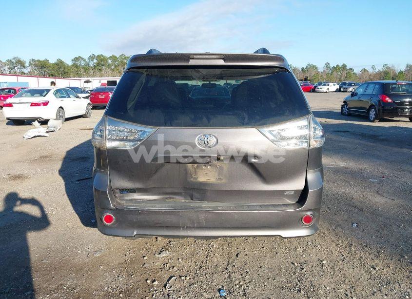 Photo 16 of 2012 Toyota Sienna SE 8 PASSENGER (VIN 5TDXK3DC9CS189005)