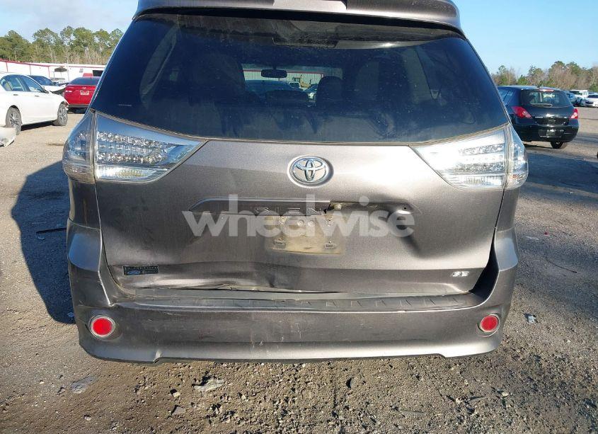 Photo 6 of 2012 Toyota Sienna SE 8 PASSENGER (VIN 5TDXK3DC9CS189005)