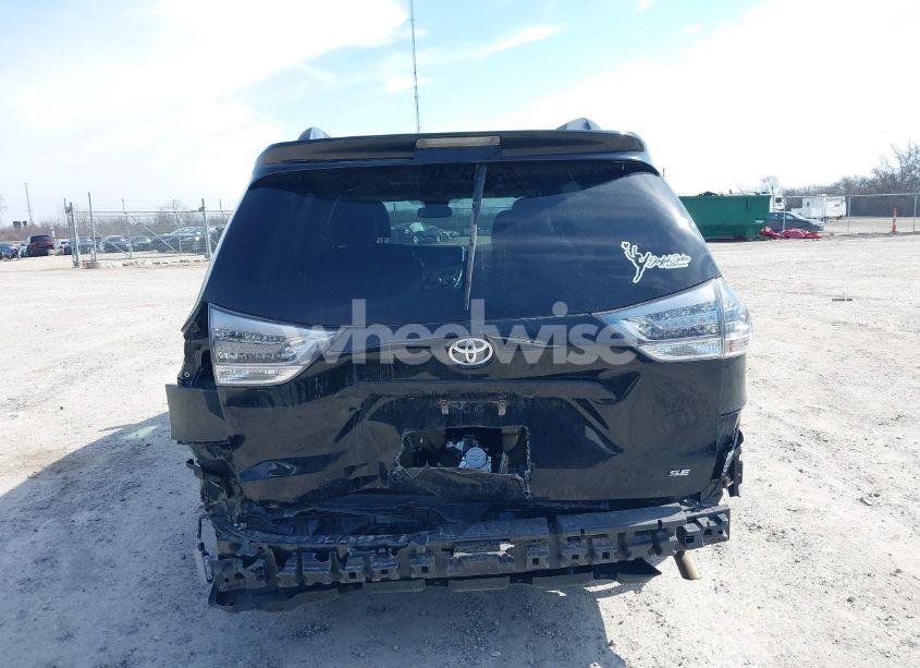 Photo 17 of 2015 Toyota Sienna SPORT (VIN 5TDXK3DC9FS652765)