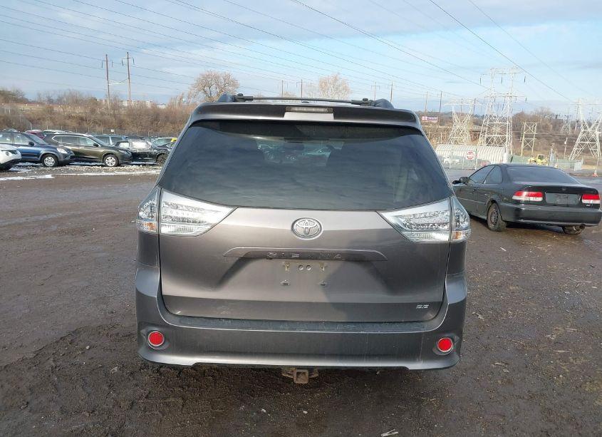 Photo 16 of 2015 Toyota Sienna SE 8 PASSENGER (VIN 5TDXK3DC9FS670005)